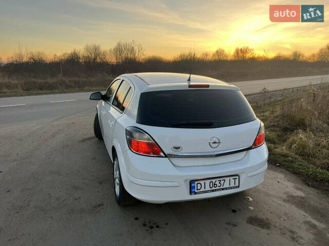 Білий Опель Астра, об'ємом двигуна 1.6 л та пробігом 171 тис. км за 5800 $, фото 6 на Automoto.ua