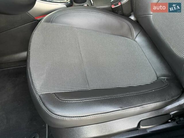 Белый Опель Астра, объемом двигателя 1.7 л и пробегом 219 тыс. км за 8200 $, фото 47 на Automoto.ua