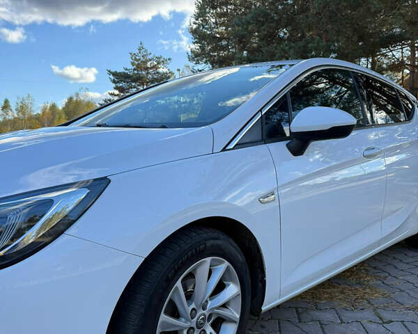Белый Опель Астра, объемом двигателя 1.6 л и пробегом 240 тыс. км за 10200 $, фото 8 на Automoto.ua