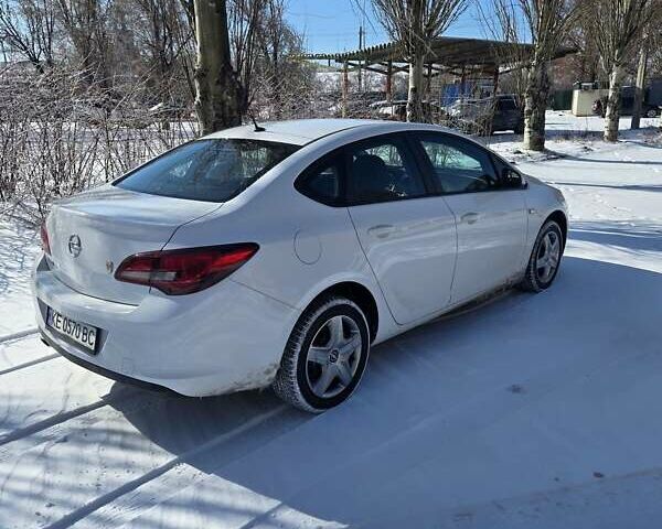 Білий Опель Астра, об'ємом двигуна 1.4 л та пробігом 166 тис. км за 7650 $, фото 1 на Automoto.ua