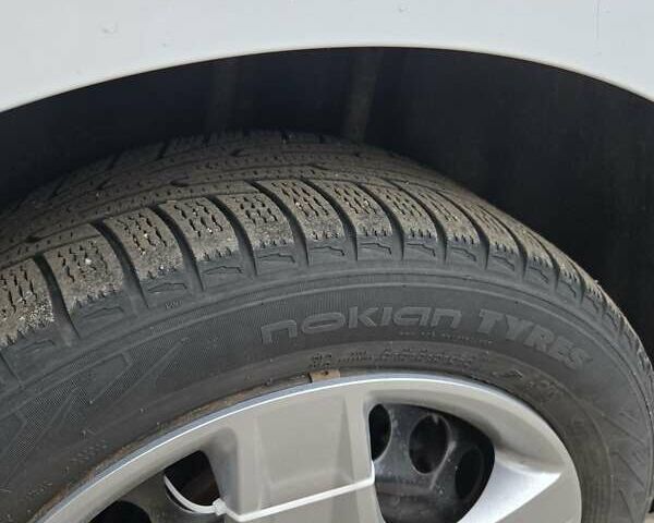 Опель Астра 2017 в Кривом Роге на Automoto.ua Белый Опель Астра, объемом двигателя 1.4 л и пробегом 165 тыс. км за 7700 $, фото 16 на Automoto.ua