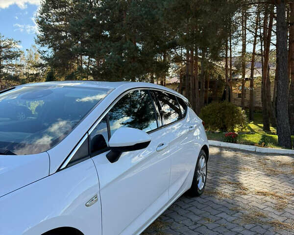 Белый Опель Астра, объемом двигателя 1.6 л и пробегом 240 тыс. км за 10200 $, фото 13 на Automoto.ua