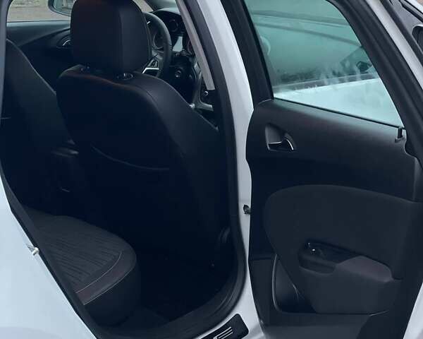 Білий Опель Астра, об'ємом двигуна 1.4 л та пробігом 166 тис. км за 7400 $, фото 12 на Automoto.ua