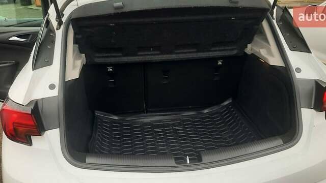 Білий Опель Астра, об'ємом двигуна 1.6 л та пробігом 183 тис. км за 10800 $, фото 7 на Automoto.ua