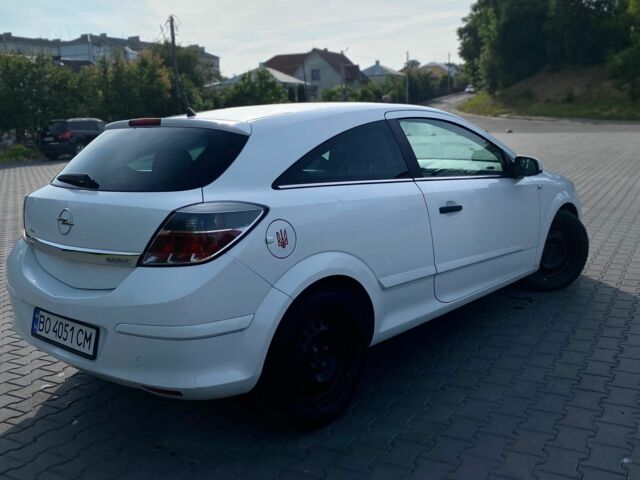 Белый Опель Астра, объемом двигателя 1.4 л и пробегом 197 тыс. км за 4300 $, фото 3 на Automoto.ua