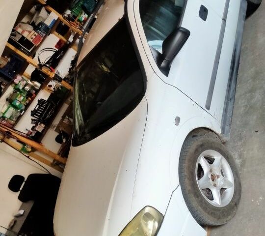 Белый Опель Астра, объемом двигателя 0 л и пробегом 1 тыс. км за 2500 $, фото 1 на Automoto.ua