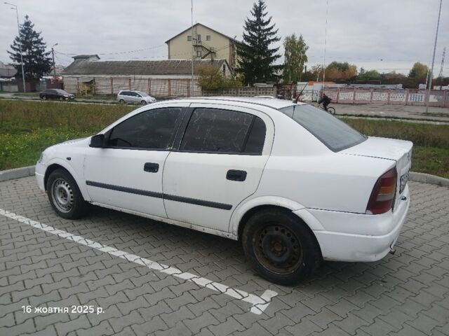 Білий Опель Астра, об'ємом двигуна 1.8 л та пробігом 301 тис. км за 950 $, фото 5 на Automoto.ua
