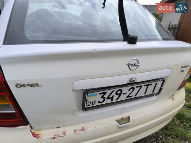 Белый Опель Астра, объемом двигателя 1.6 л и пробегом 226 тыс. км за 2500 $, фото 25 на Automoto.ua
