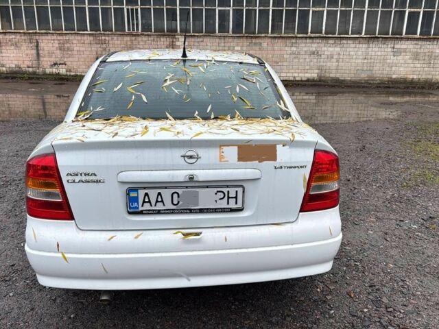 Белый Опель Астра, объемом двигателя 1.4 л и пробегом 304 тыс. км за 3500 $, фото 2 на Automoto.ua
