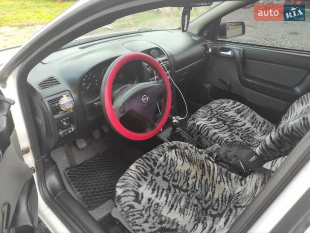 Білий Опель Астра, об'ємом двигуна 1.4 л та пробігом 216 тис. км за 3650 $, фото 3 на Automoto.ua