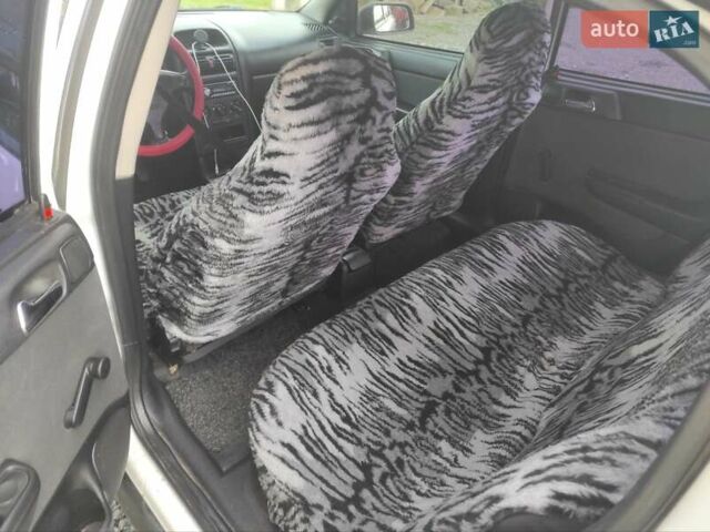 Білий Опель Астра, об'ємом двигуна 1.4 л та пробігом 216 тис. км за 3650 $, фото 1 на Automoto.ua