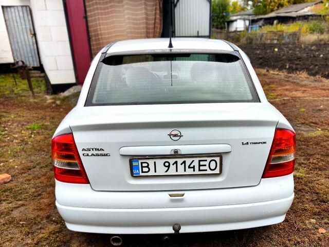 Білий Опель Астра, об'ємом двигуна 1.4 л та пробігом 248 тис. км за 5000 $, фото 3 на Automoto.ua
