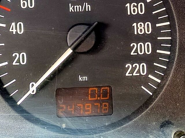 Білий Опель Астра, об'ємом двигуна 1.4 л та пробігом 248 тис. км за 5000 $, фото 6 на Automoto.ua