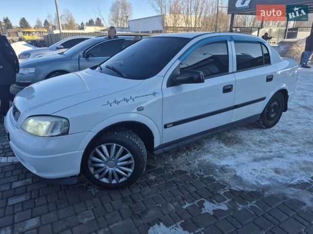 Белый Опель Астра, объемом двигателя 1.4 л и пробегом 224 тыс. км за 3650 $, фото 5 на Automoto.ua