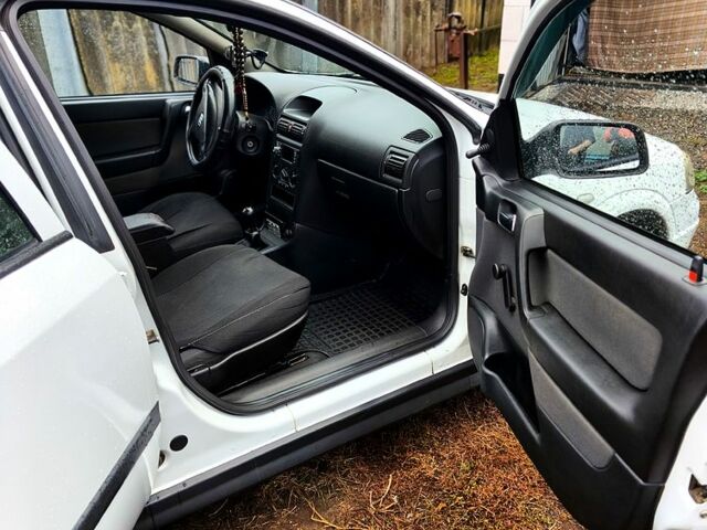 Білий Опель Астра, об'ємом двигуна 1.4 л та пробігом 248 тис. км за 5000 $, фото 10 на Automoto.ua