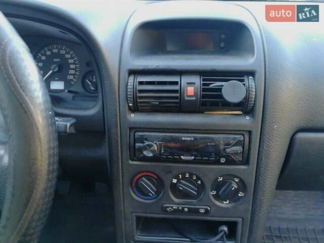 Білий Опель Астра, об'ємом двигуна 1.4 л та пробігом 368 тис. км за 3487 $, фото 9 на Automoto.ua