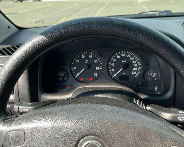 Белый Опель Астра, объемом двигателя 1.6 л и пробегом 222 тыс. км за 4500 $, фото 11 на Automoto.ua