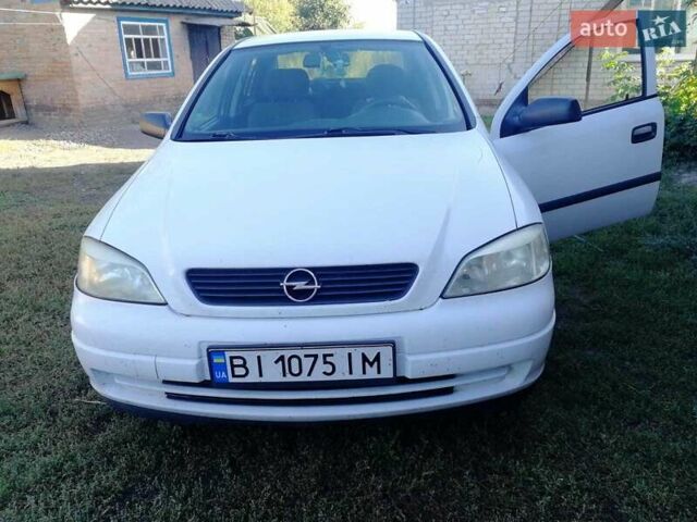 Білий Опель Астра, об'ємом двигуна 1.4 л та пробігом 368 тис. км за 3487 $, фото 2 на Automoto.ua