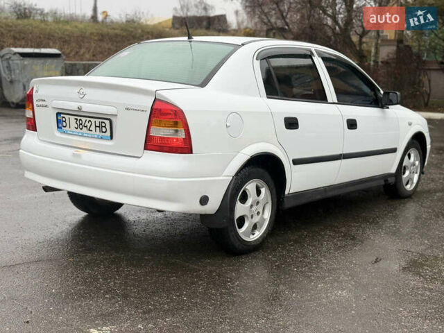 Белый Опель Астра, объемом двигателя 1.6 л и пробегом 218 тыс. км за 4900 $, фото 10 на Automoto.ua