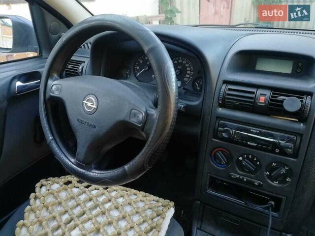 Білий Опель Астра, об'ємом двигуна 1.4 л та пробігом 368 тис. км за 3487 $, фото 3 на Automoto.ua