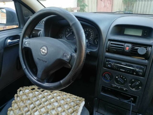 Белый Опель Астра, объемом двигателя 1.4 л и пробегом 370 тыс. км за 3484 $, фото 5 на Automoto.ua