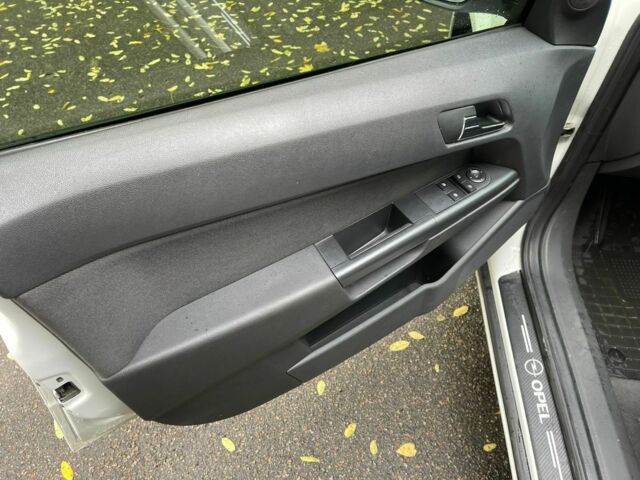 Белый Опель Астра, объемом двигателя 1.6 л и пробегом 218 тыс. км за 6450 $, фото 7 на Automoto.ua