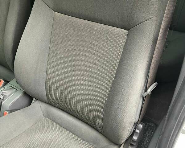 Белый Опель Астра, объемом двигателя 1.6 л и пробегом 218 тыс. км за 5750 $, фото 9 на Automoto.ua