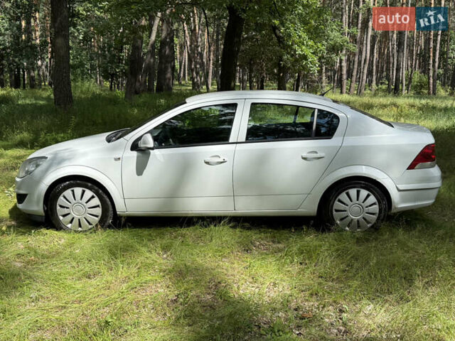 Білий Опель Астра, об'ємом двигуна 1.6 л та пробігом 208 тис. км за 4700 $, фото 6 на Automoto.ua