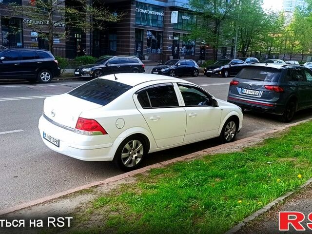 Білий Опель Астра, об'ємом двигуна 1.6 л та пробігом 215 тис. км за 7000 $, фото 5 на Automoto.ua