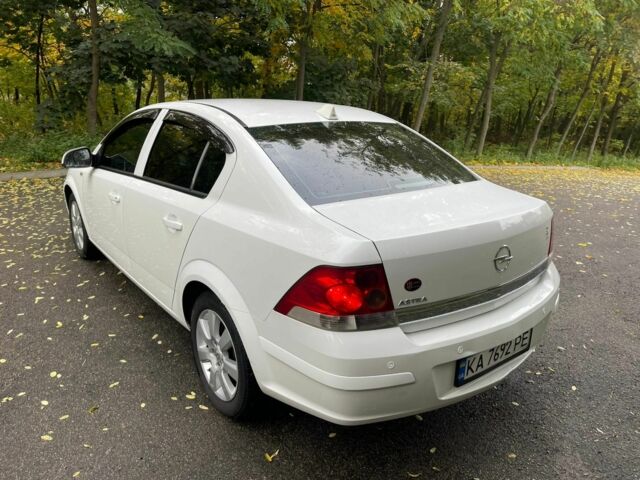 Белый Опель Астра, объемом двигателя 1.6 л и пробегом 218 тыс. км за 6450 $, фото 5 на Automoto.ua