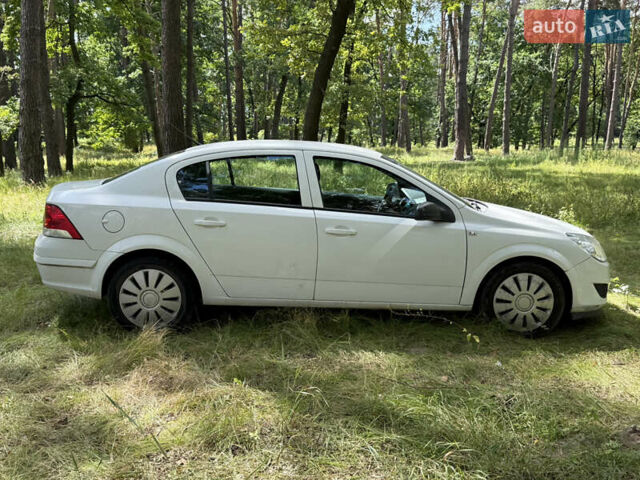 Білий Опель Астра, об'ємом двигуна 1.6 л та пробігом 208 тис. км за 4700 $, фото 14 на Automoto.ua