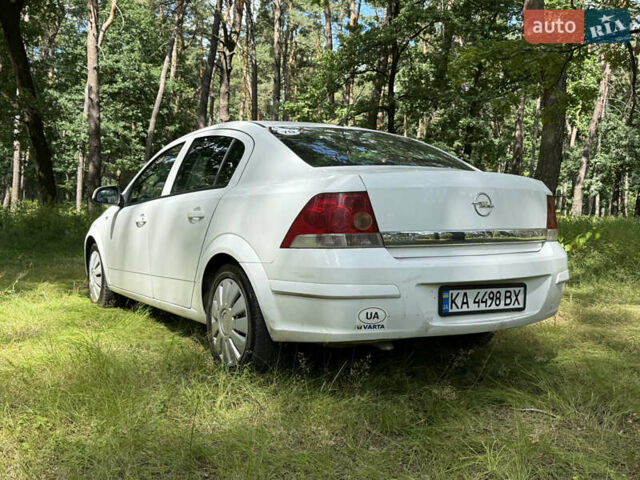 Білий Опель Астра, об'ємом двигуна 1.6 л та пробігом 208 тис. км за 4700 $, фото 8 на Automoto.ua