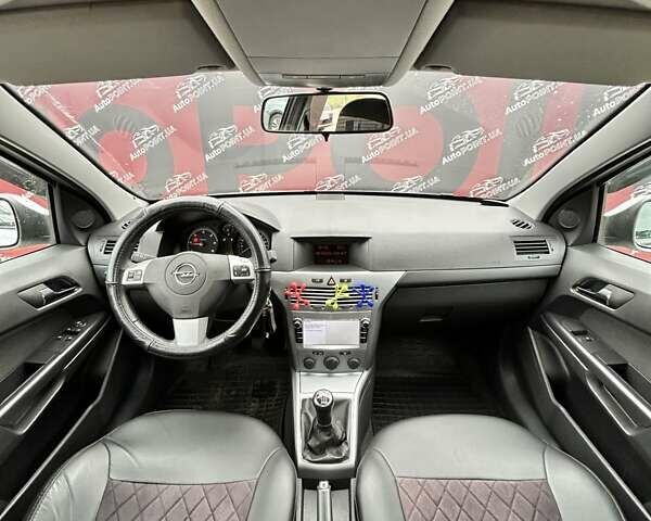 Білий Опель Астра, об'ємом двигуна 1.69 л та пробігом 168 тис. км за 7000 $, фото 14 на Automoto.ua