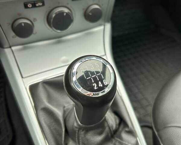 Білий Опель Астра, об'ємом двигуна 1.69 л та пробігом 168 тис. км за 7000 $, фото 17 на Automoto.ua