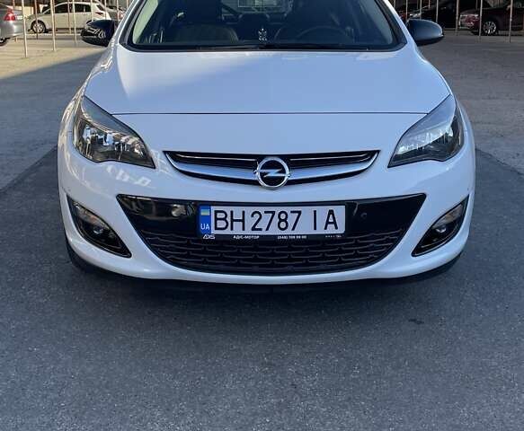 Білий Опель Астра, об'ємом двигуна 1.36 л та пробігом 78 тис. км за 11000 $, фото 1 на Automoto.ua