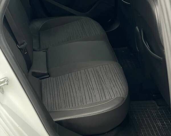 Белый Опель Астра, объемом двигателя 1.4 л и пробегом 166 тыс. км за 7500 $, фото 24 на Automoto.ua