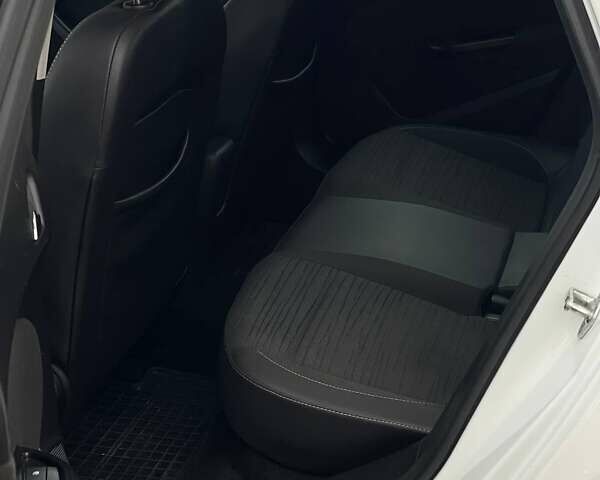 Белый Опель Астра, объемом двигателя 1.4 л и пробегом 166 тыс. км за 7500 $, фото 17 на Automoto.ua