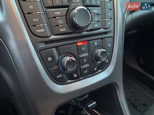 Опель Астра 2020 в Киеве на Automoto.ua Белый Опель Астра, объемом двигателя 1.36 л и пробегом 73 тыс. км за 13490 $, фото 17 на Automoto.ua