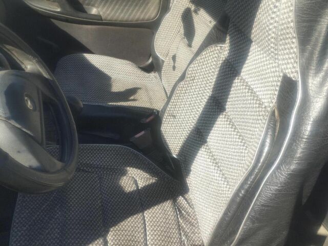 Белый Опель Астра, объемом двигателя 1.6 л и пробегом 280 тыс. км за 1500 $, фото 12 на Automoto.ua