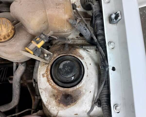 Белый Опель Астра, объемом двигателя 1.4 л и пробегом 245 тыс. км за 1900 $, фото 3 на Automoto.ua