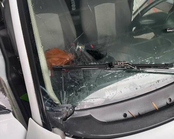 Белый Опель Астра, объемом двигателя 1.4 л и пробегом 245 тыс. км за 1900 $, фото 14 на Automoto.ua