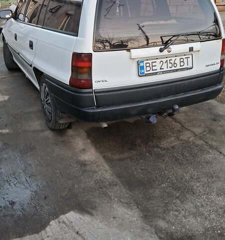 Білий Опель Астра, об'ємом двигуна 1.7 л та пробігом 471 тис. км за 1500 $, фото 6 на Automoto.ua