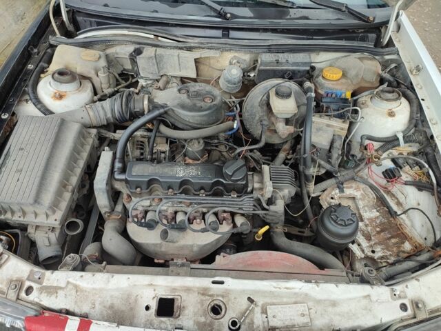 Білий Опель Астра, об'ємом двигуна 1.6 л та пробігом 15 тис. км за 1700 $, фото 4 на Automoto.ua