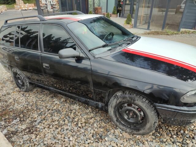 Білий Опель Астра, об'ємом двигуна 1.6 л та пробігом 15 тис. км за 1700 $, фото 2 на Automoto.ua