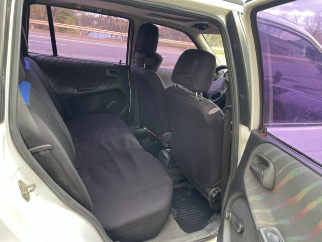 Белый Опель Астра, объемом двигателя 1.4 л и пробегом 335 тыс. км за 2250 $, фото 9 на Automoto.ua