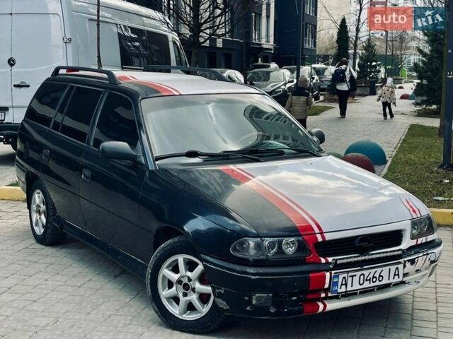 Белый Опель Астра, объемом двигателя 1.6 л и пробегом 123 тыс. км за 899 $, фото 1 на Automoto.ua