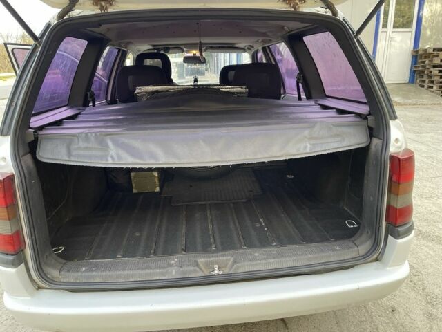 Белый Опель Астра, объемом двигателя 1.4 л и пробегом 335 тыс. км за 2250 $, фото 7 на Automoto.ua