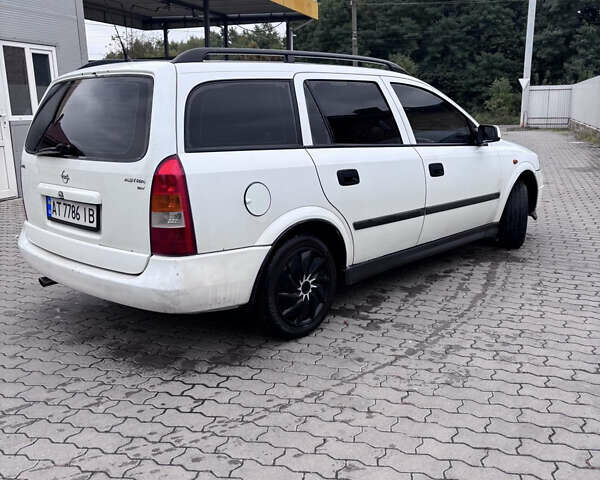 Белый Опель Астра, объемом двигателя 1.8 л и пробегом 280 тыс. км за 3100 $, фото 3 на Automoto.ua