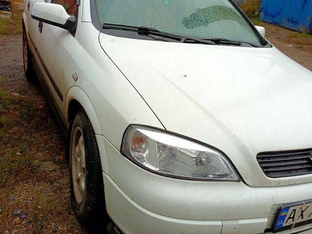 Белый Опель Астра, объемом двигателя 1.7 л и пробегом 0 тыс. км за 3000 $, фото 4 на Automoto.ua