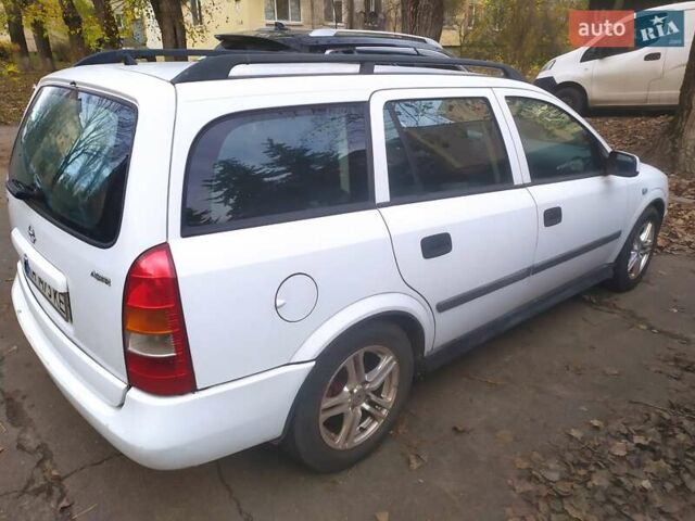 Белый Опель Астра, объемом двигателя 1.6 л и пробегом 336 тыс. км за 1950 $, фото 10 на Automoto.ua